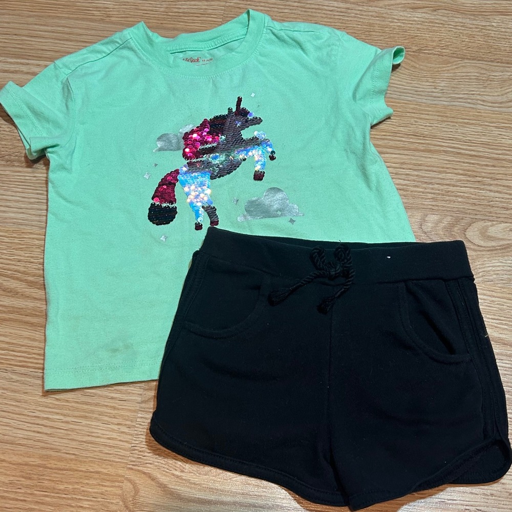 Cat & Jack Unicorn Sequin Shirt & Garanimals Shorts Set Girls XS 4/5 5T